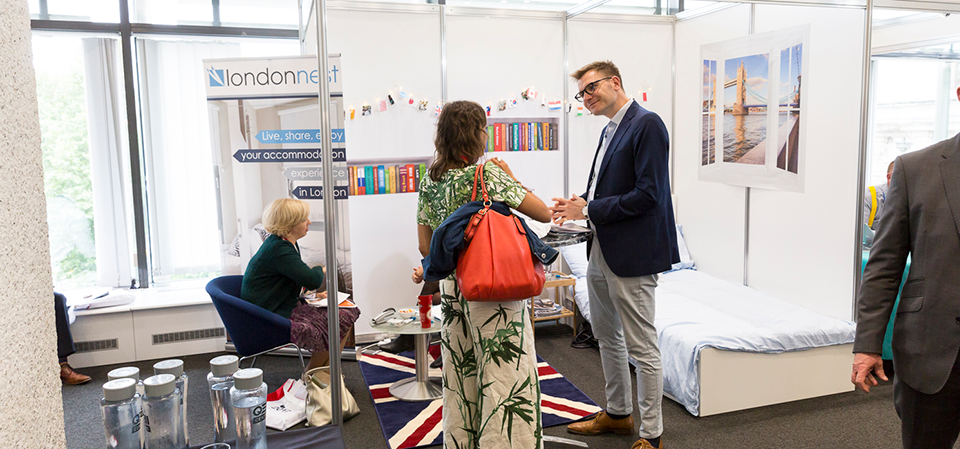 Top Tips For Standing Out From The Crowd With Your StudyWorld Stand